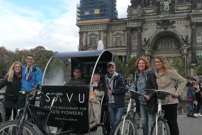 Private Up to 12 Guests-ONE RICKSHAW, E-Bikes, E-Scooters - Checkpoint Charlie and the former border strip