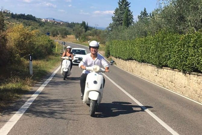 Private Vespa Tour in Chianti from Florence - Who should drive the Vespa