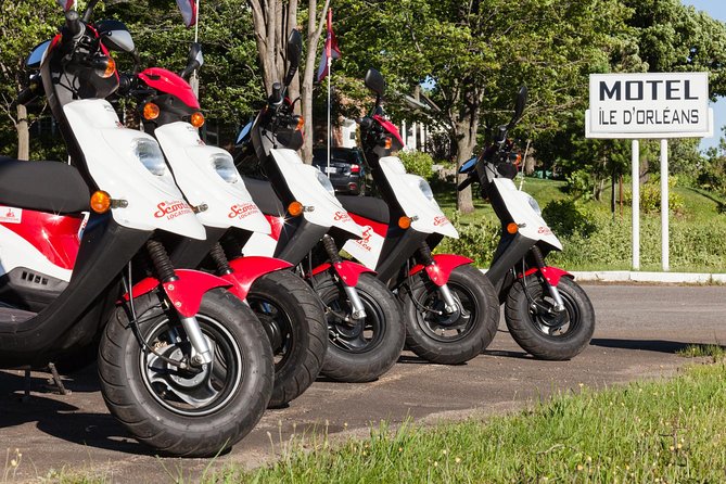 Quebec City - Scooter Rental on Ile d'Orléans - Following the recommended island route