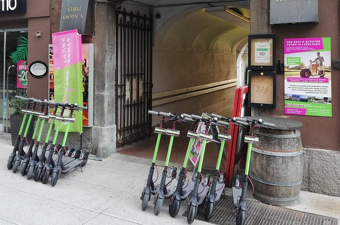 Rent Electric Scooter - Using the QR code to plan your route