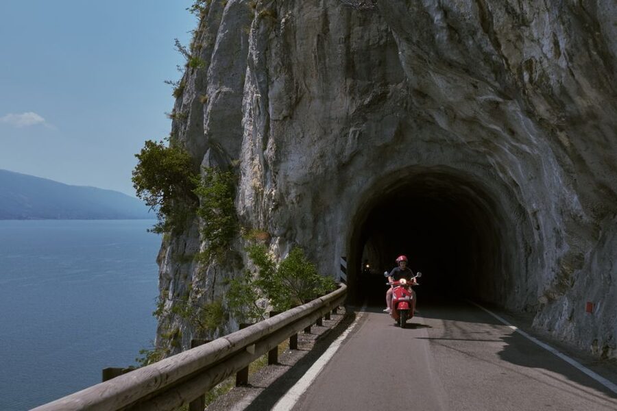 Riva del Garda: Lake Garda self-guided Vespa tour - Why a Vespa works so well on Lake Garda