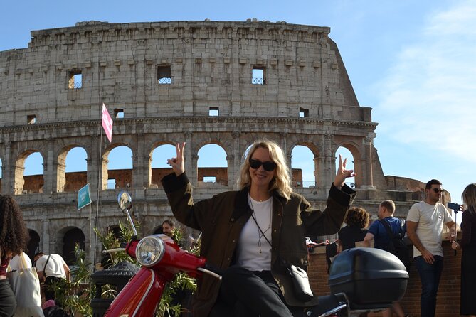 Roma Vespa Tour & Traditional Roman Food and Extras - Janiculum Terrace and the included Aperol spritz