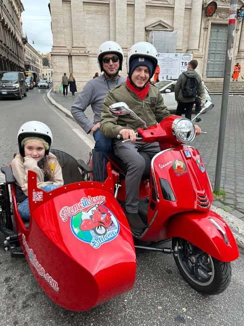 Rome 1.5 hours Private tour in Vespa Sidecar vintage style - Gelato adds a welcome pause