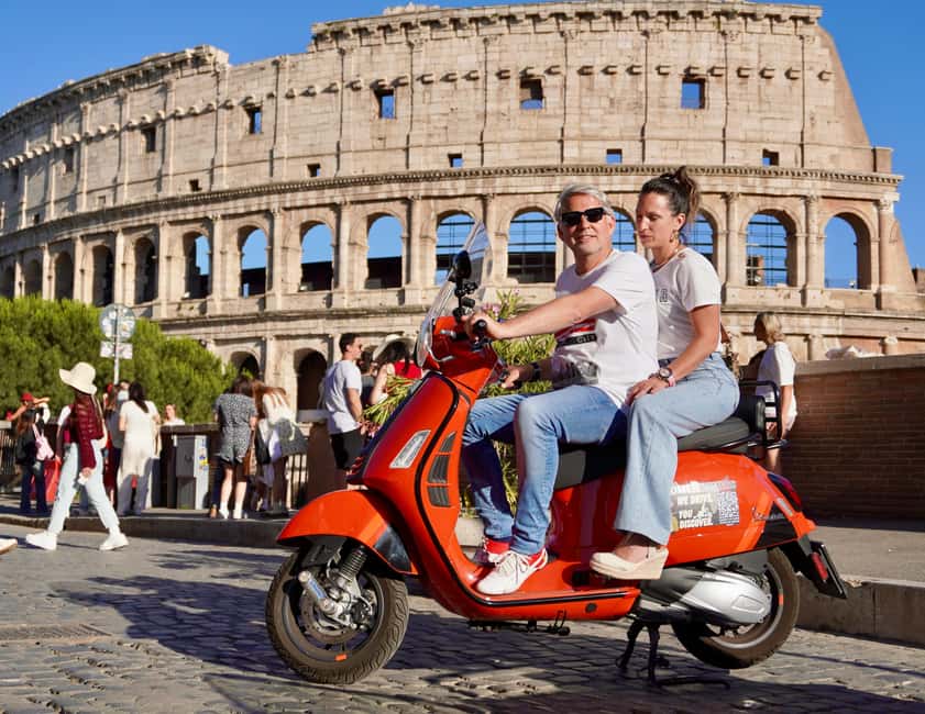 Rome: 1-Hour Vespa Ride as Passenger with a Local Driver - Colosseum, Palatine Hill, and Circus Maximus