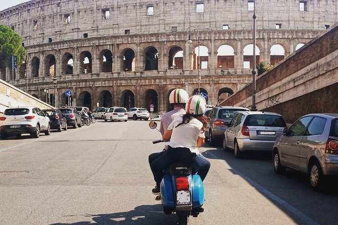 Rome by Vespa: Classic Rome Tour with Pick up - Starting at Piazza Venezia and the Colosseum