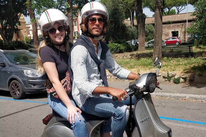 Rome by Vespa: Classic Rome Tour with Pick up - Campo de’ Fiori and the final ride