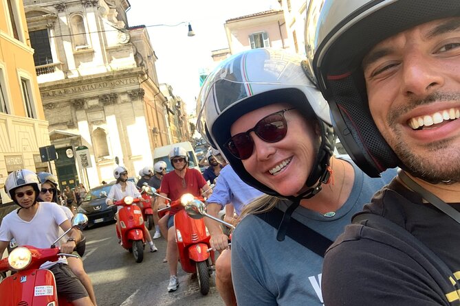 Rome by Vespa – Vespa Tour with Local Guide Francesco - Trastevere by scooter
