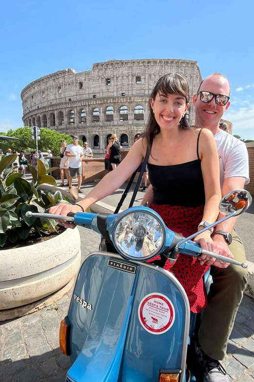 Rome by Vespa with a local - Ancient Rome from the Vespa