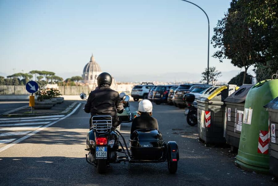 Rome: Evening Vespa Sidecar City Tour - Why an evening Vespa tour works so well in Rome
