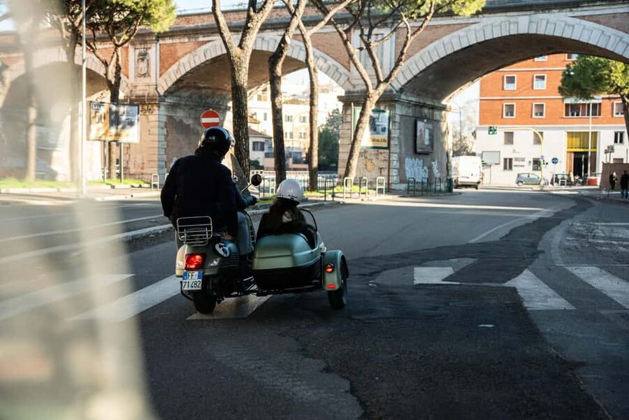 Rome: Evening Vespa Sidecar City Tour - Aventine Hill and the Orange Garden