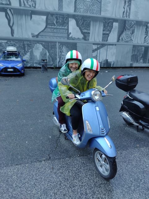 Rome: Guided Vespa City Tour - What the two to three hour route can include