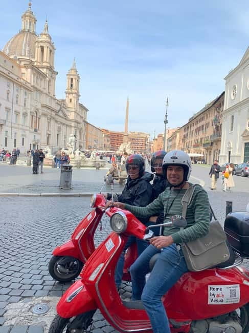Rome: Guided Vespa Tour with Self-Drive or as a Passenger - Trastevere back streets and the ride home