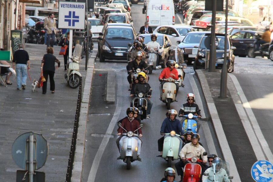 Rome: Half-Day Vespa Tour with Private Driver - Why Rome works so well from a Vespa
