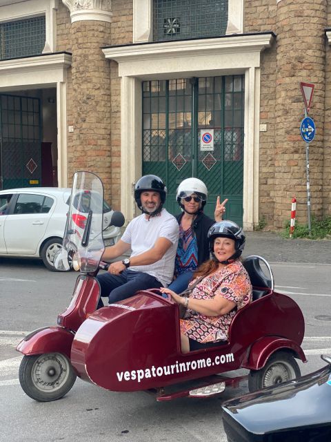 Rome: Highlights Vespa Sidecar Tour with Coffee and Gelato - Janiculum Hill and the Fontanone view