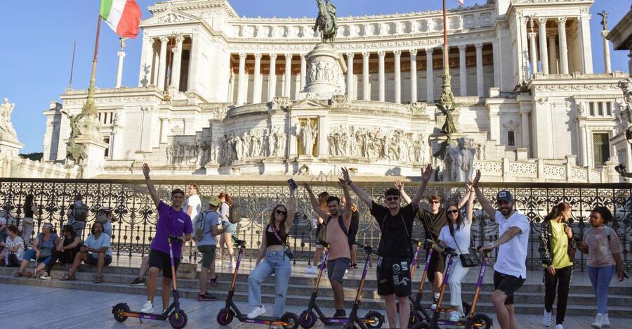 Rome Mono Experience: Visit the City on Electric Scooter - Why an electric scooter can work well in Rome