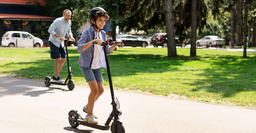 Rome: Rent an E-Scooter - Starting near Piazza Venezia