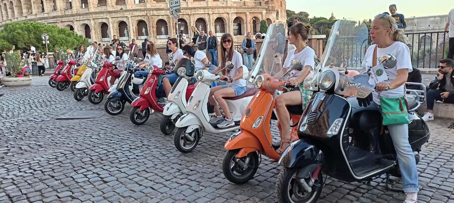 Rome: Ride as a Passenger on a Vespa on Guided City Tour - Circus Maximus and the Rose Gardens