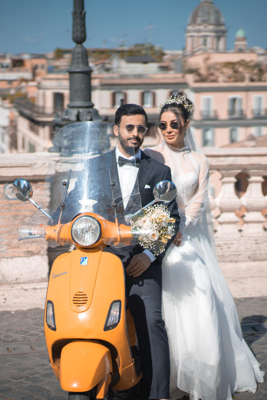 Rome: Vespa City Tour with Professional Photoshoot - Gelato or tiramisu keeps the route light