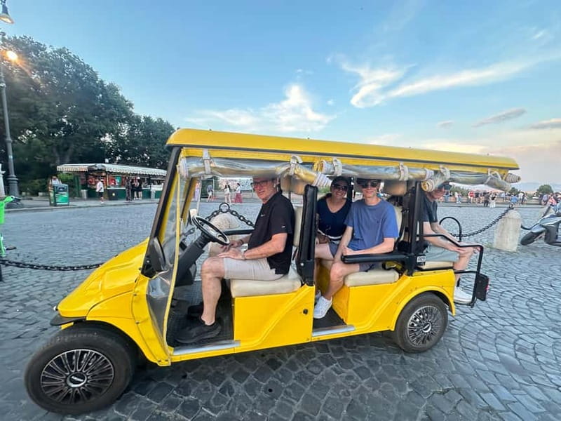 Rome Vespa Experience with Professional Photoshoot - Piazza Venezia and Castel Sant’Angelo