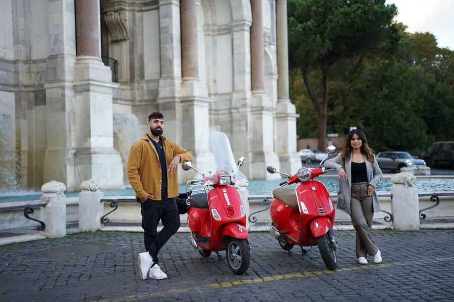 Rome: Vespa Photo Tour with City Center Pickup - Acqua Paola Fountain and Janiculum Hill