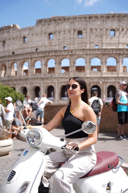 Rome: Vespa Photo Tour with Historic City Highlights - Circus Maximus and the Roman Street View