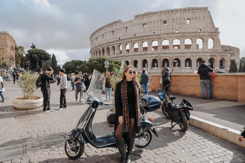 Rome: Vespa Ride in the Streets with Photography - Meeting at Caffè Roma