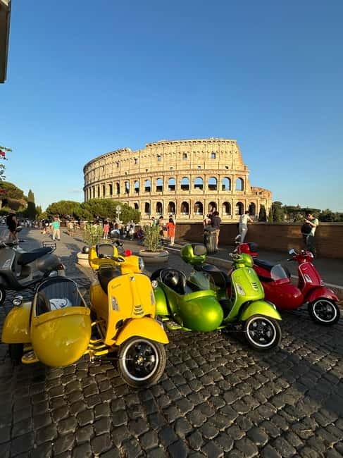 Rome: Vespa Sidecar Tour with Hotel Transfers & Gelato - Piazza Venezia and the Victor Emmanuel II Monument