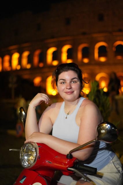 Rome: Vespa Tour & Professional Photoshoot - The Colosseum begins the 90-minute ride