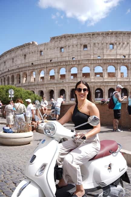 Rome Vespa Tour: Spirit of the Jubilee - Gianicolo Hill and the best wide view