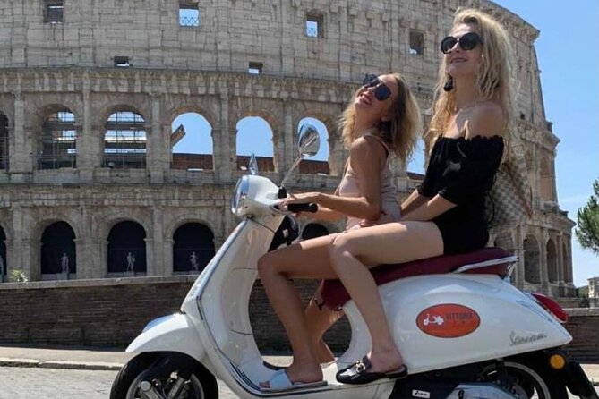 Rome Vespa Tour with Gelato Stop - St. Peter’s Basilica from the road