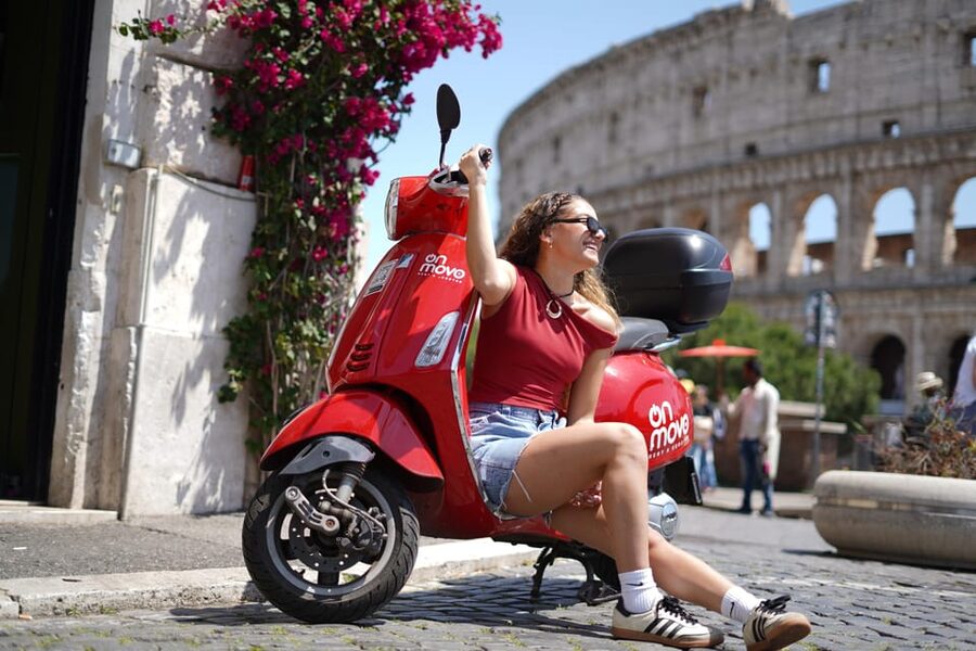 Rome: Vespa Tour with Photo services Small‑Group Highlights - The Fountain of Acqua Paola brings a cinematic pause