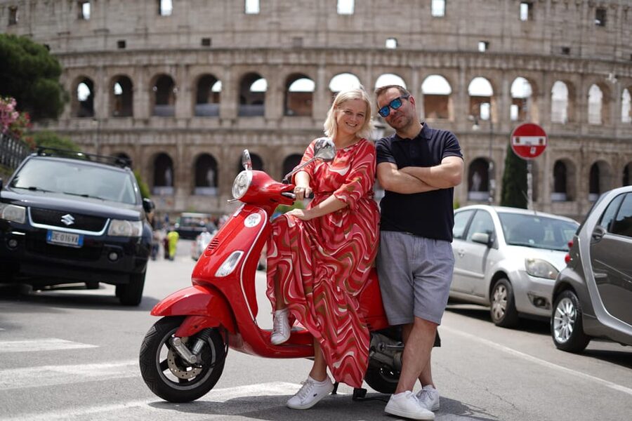 Rome: Vespa Tour with Photo services Small‑Group Highlights - Janiculum Hill delivers the biggest view