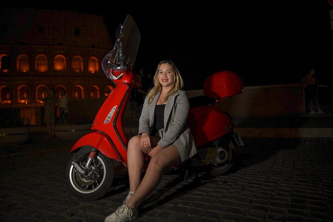 Rome: Vespa Tour with Photographer and Tiramisu treat - Janiculum Hill and the Belvedere