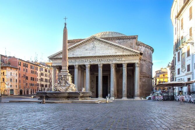 Rome Vespa tour with Pro Photographer - Key points at a glance