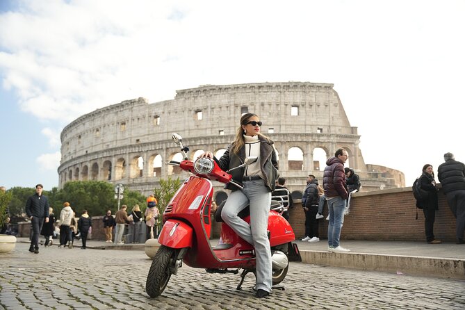 Rome: Vespa Tour with Professional Photoshoot - Starting at the Colosseum on Via del Colosseo