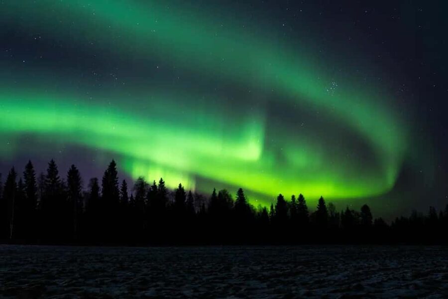 Rovaniemi: Northern Lights Electric Snow-Scooter Tour - From Rovaniemi to a quieter village