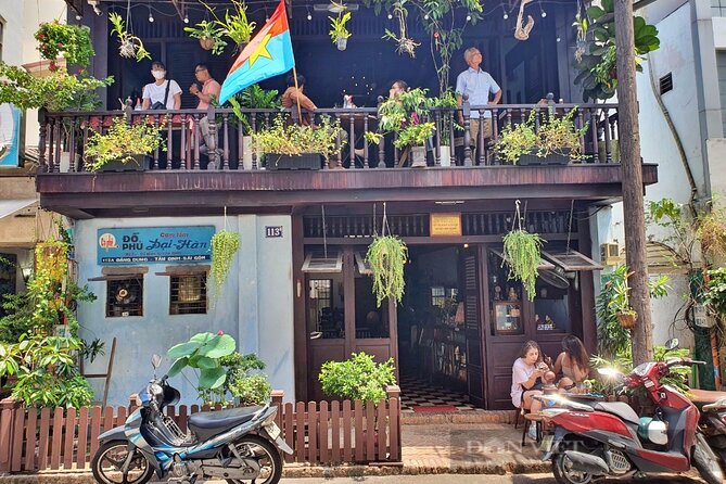 Saigon City Sights & War Remnant Museum on Scooter - Thích Quảng Đức’s memorial adds a difficult human story