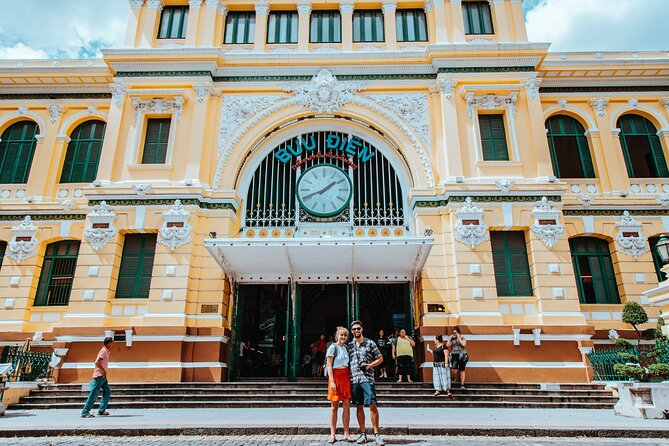 Saigon Sightseeing & Street Food Tour By scooter with Student - Come hungry and choose your time carefully