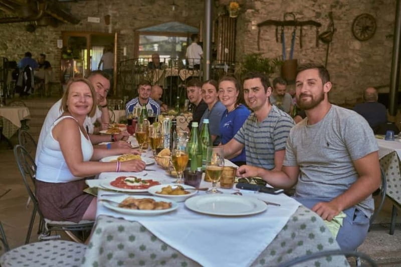 Salò: Lake Garda self-guided Vespa tour - Lunch in a family restaurant