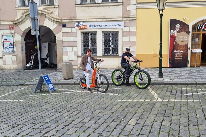Scenic Panoramic views e-Scooter/ eBike Guided Tour of Prague - Private-tour extras in the Jewish Quarter and Old Town