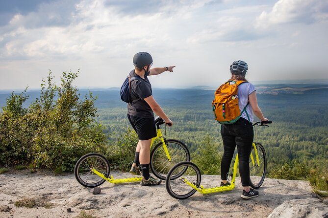 Scooter downhill tour from Děčínský Sněžník - Starting in Děčín and heading for the summit