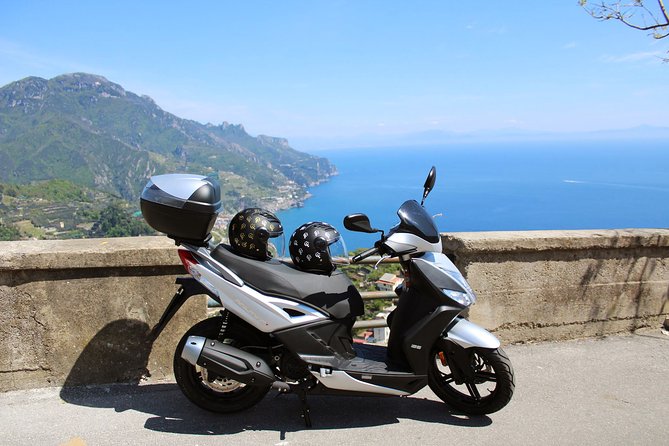Scooter rental on the Amalfi Coast - Scooter freedom on the Amalfi Coast