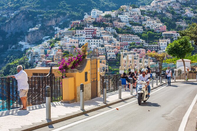 Scooter rental to visit the Amalfi Coast - Key points to know before you book