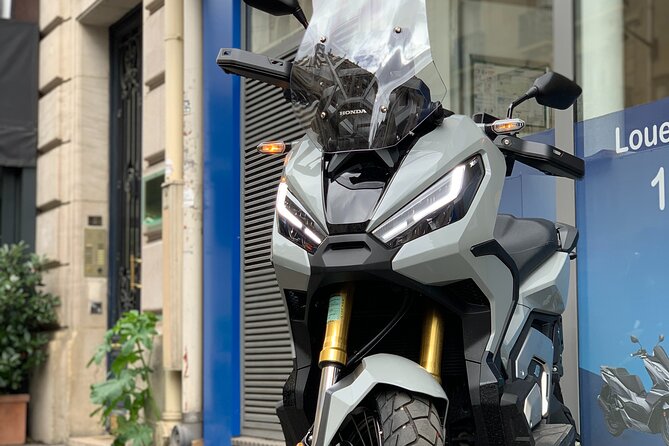 Scooter rental X-ADV Honda 2023 (A2 license) Paris - What the €156.41 price really gives you