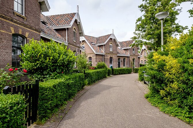 Scooter tour in and around Delft - Price and overall value at $28.92