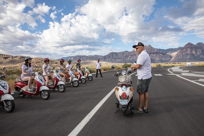 Scooter Tours of Red Rock Canyon - The canyon stops and photo time
