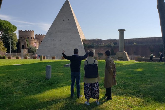 Secret Rome by Vespa private Tour - Why this Vespa tour shows you a different Rome