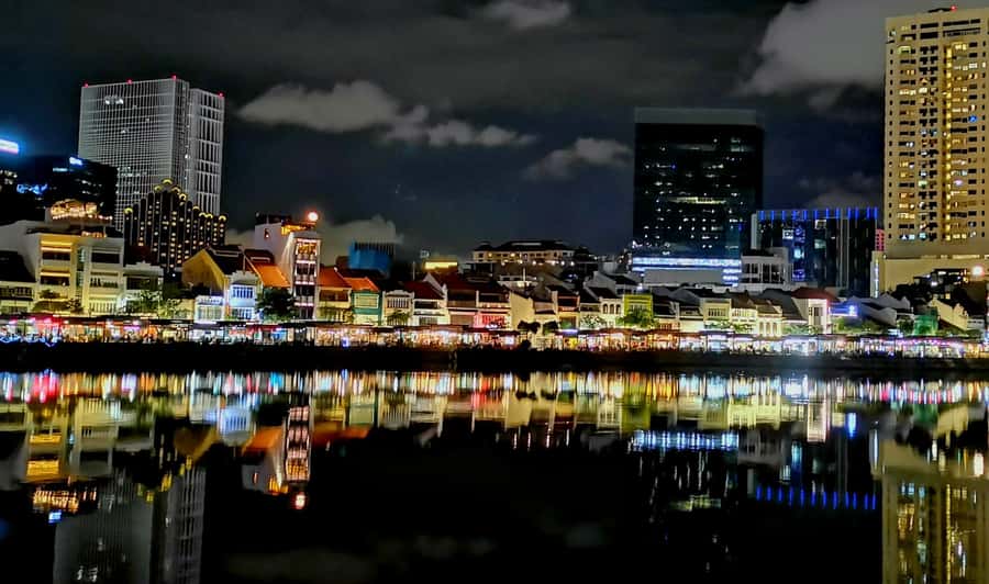 Secrets of Singapore Kick Scooter Tour with Dinner - What the $49 price really covers