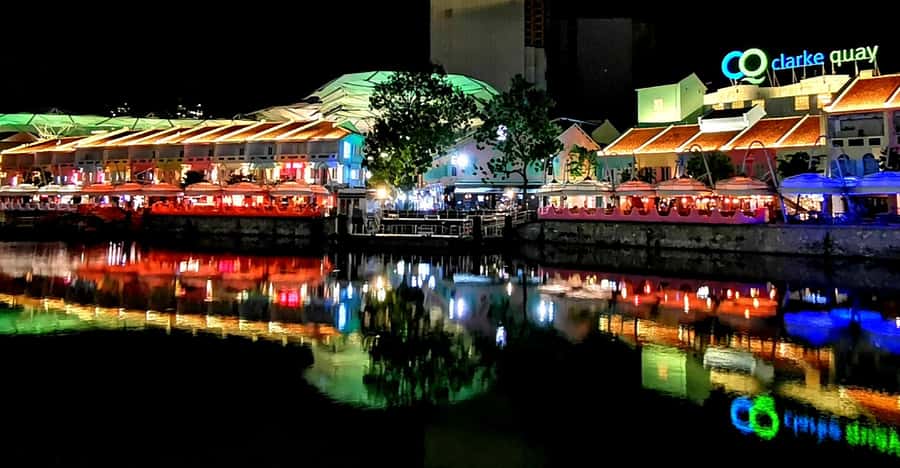 Secrets of Singapore Kick Scooter Tour with Dinner - Who will enjoy this tour most