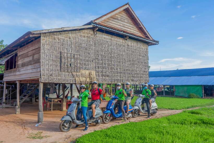 Siem Reap Countryside Sunset Vespa Tour or Tuk Tuk - Chreav Market, where the afternoon gets practical